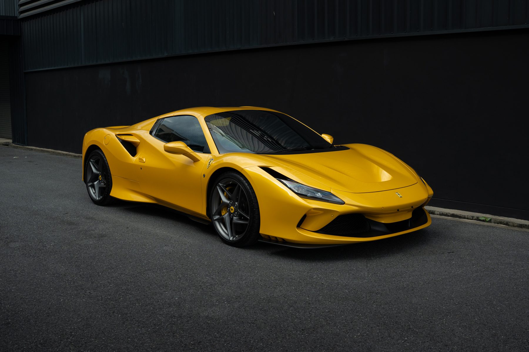 Ferrari F8 Spider — Tri-Coat Yellow (5)
