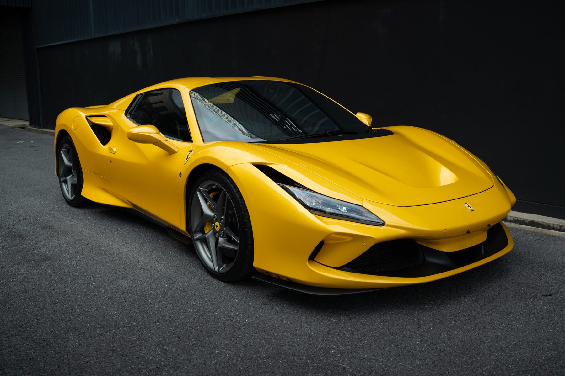Ferrari F8 Spider — Tri-Coat Yellow (7)