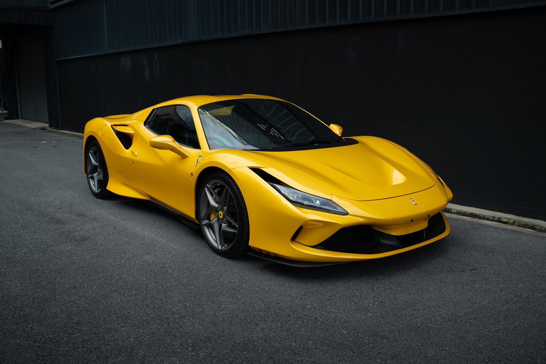 Ferrari F8 Spider — Tri-Coat Yellow (8)