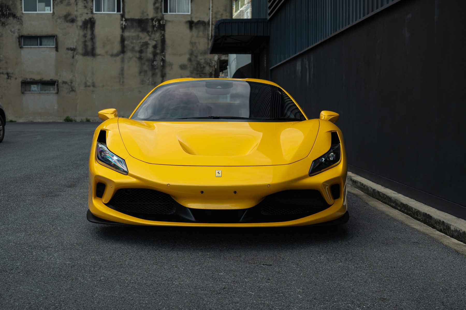 Ferrari F8 Spider — Tri-Coat Yellow (10)