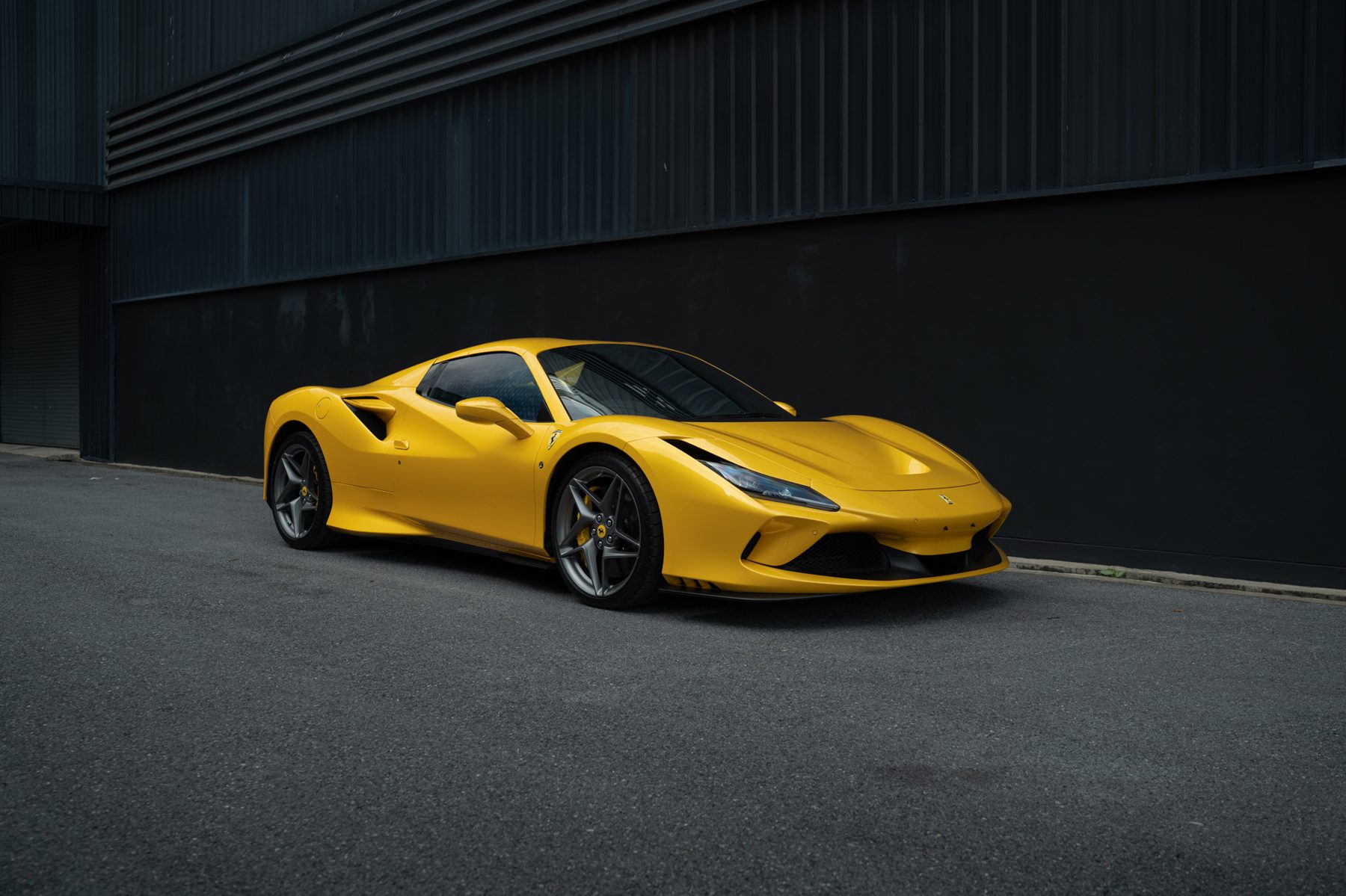 Ferrari F8 Spider — Tri-Coat Yellow (25)