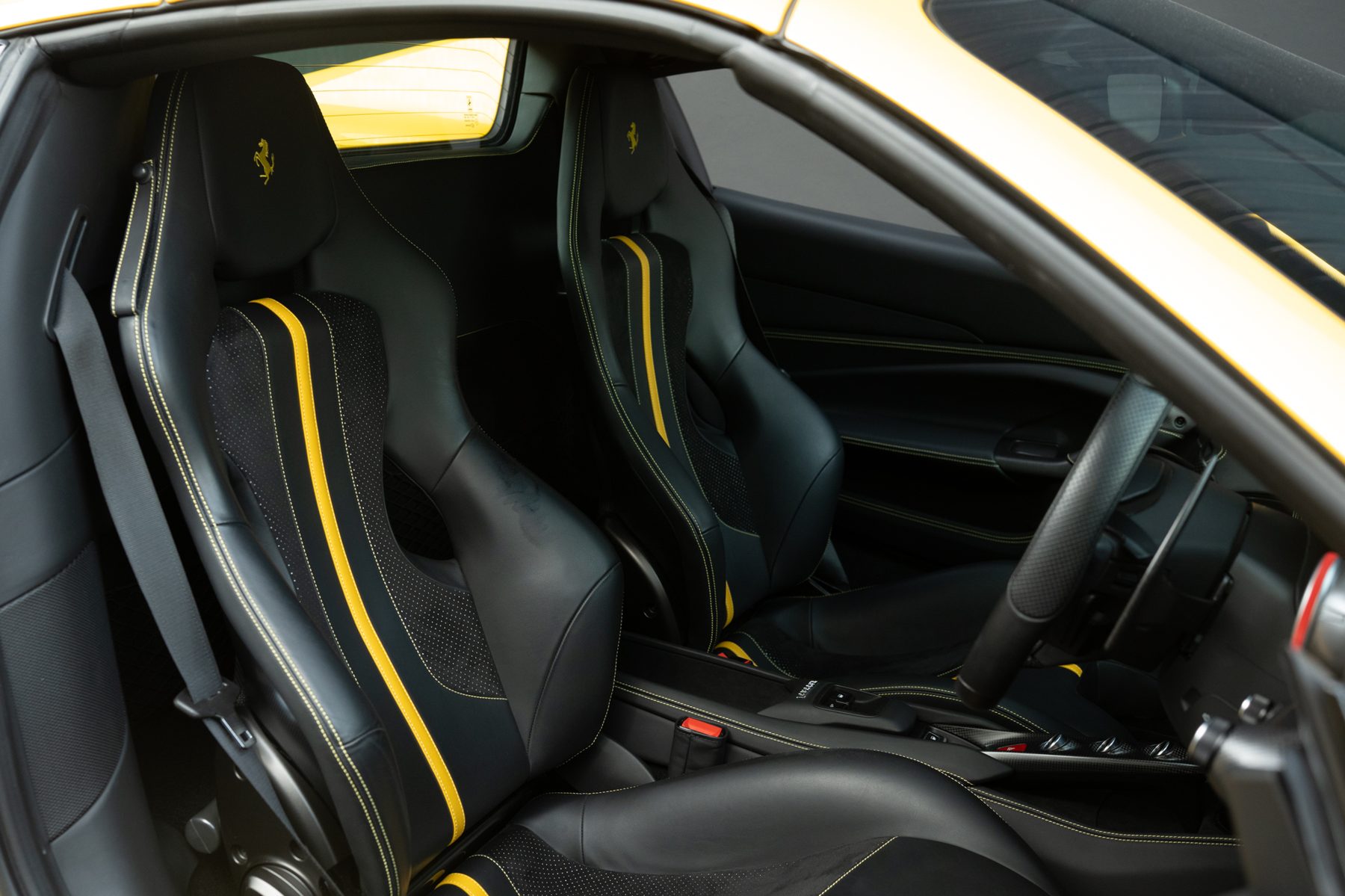 Ferrari F8 Spider — Tri-Coat Yellow (36)