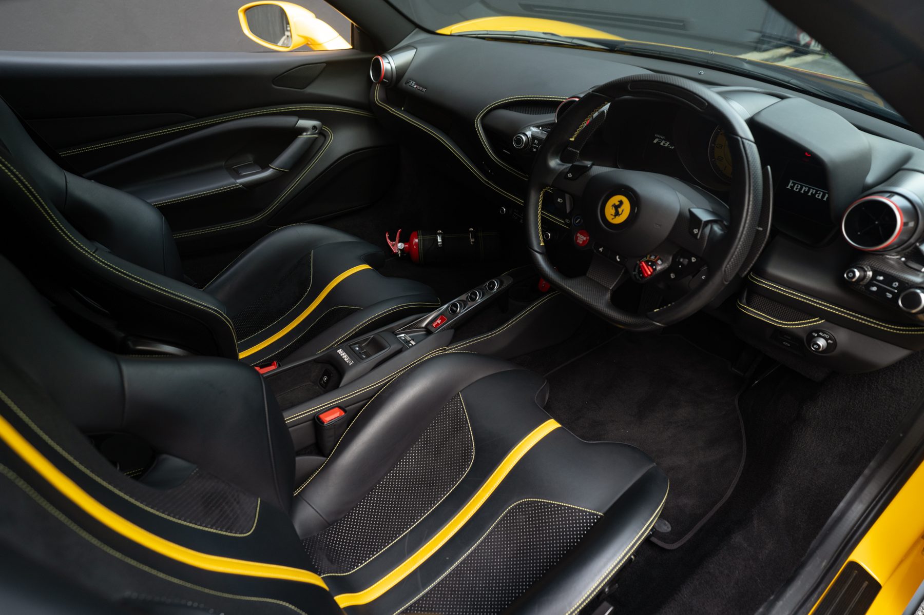 Ferrari F8 Spider — Tri-Coat Yellow (37)