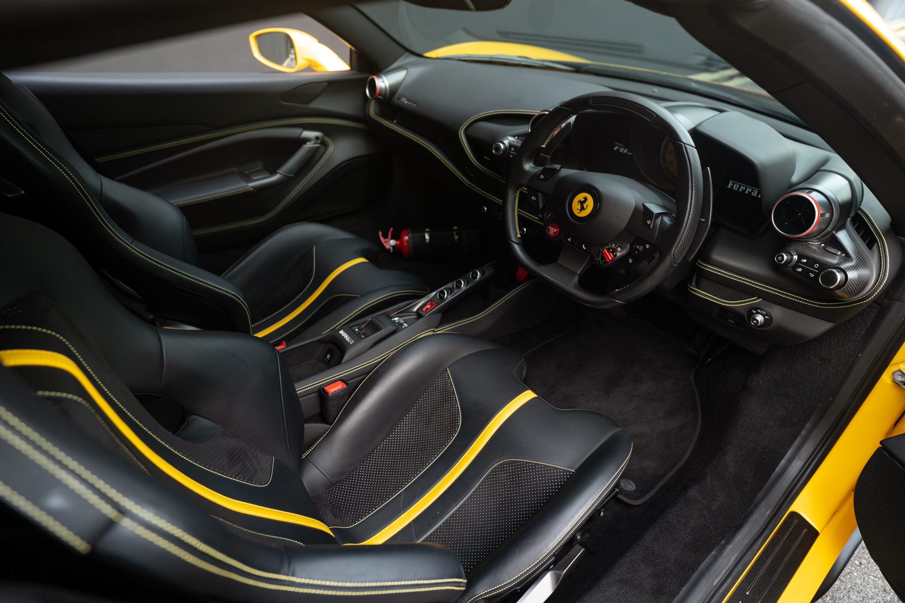 Ferrari F8 Spider — Tri-Coat Yellow (38)