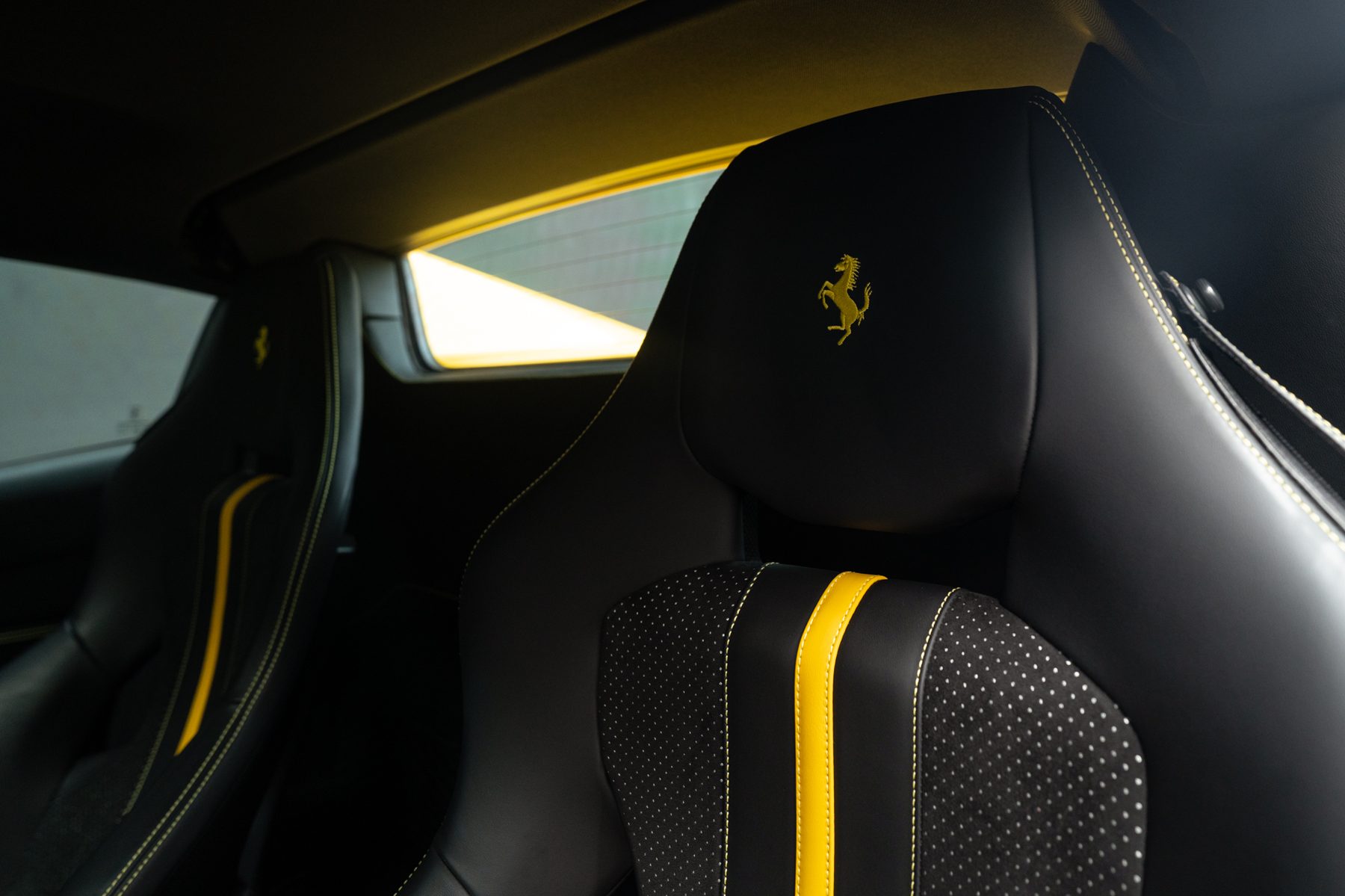 Ferrari F8 Spider — Tri-Coat Yellow (52)