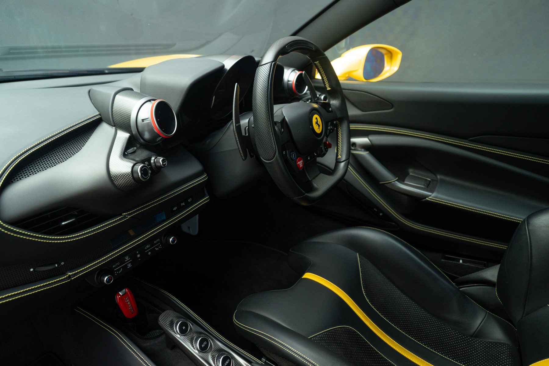 Ferrari F8 Spider — Tri-Coat Yellow (54)