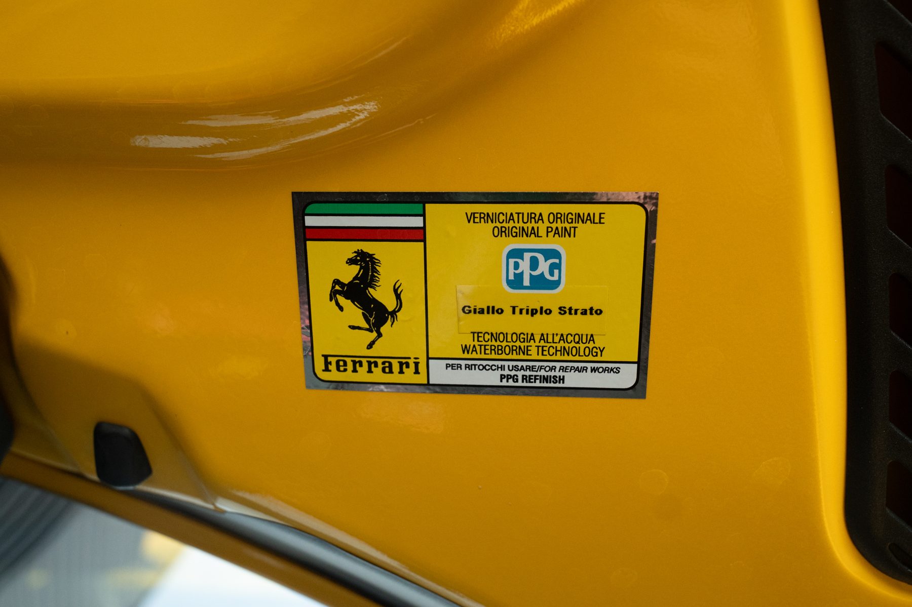 Ferrari F8 Spider — Tri-Coat Yellow (79)