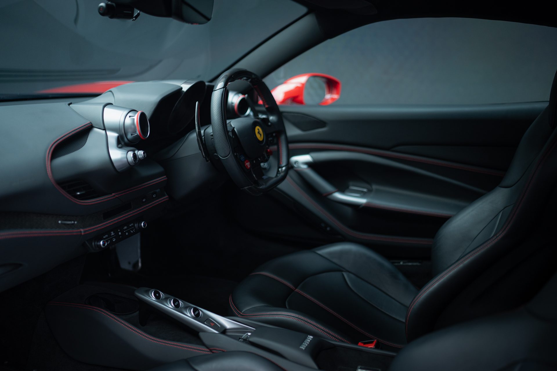 Ferrari F8 Tributo — dashboard