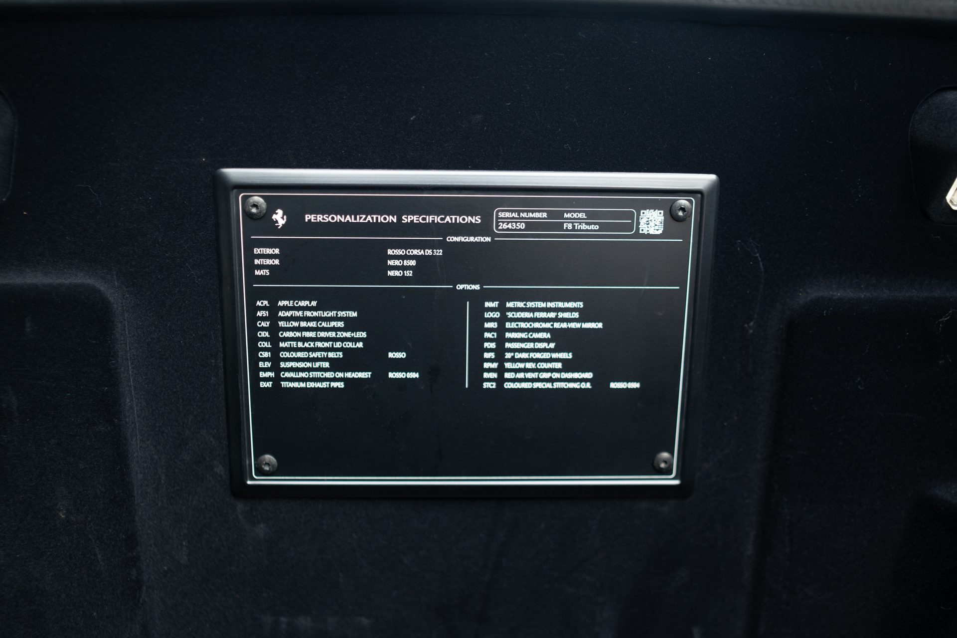 Ferrari F8 Tributo — personalization specification plate