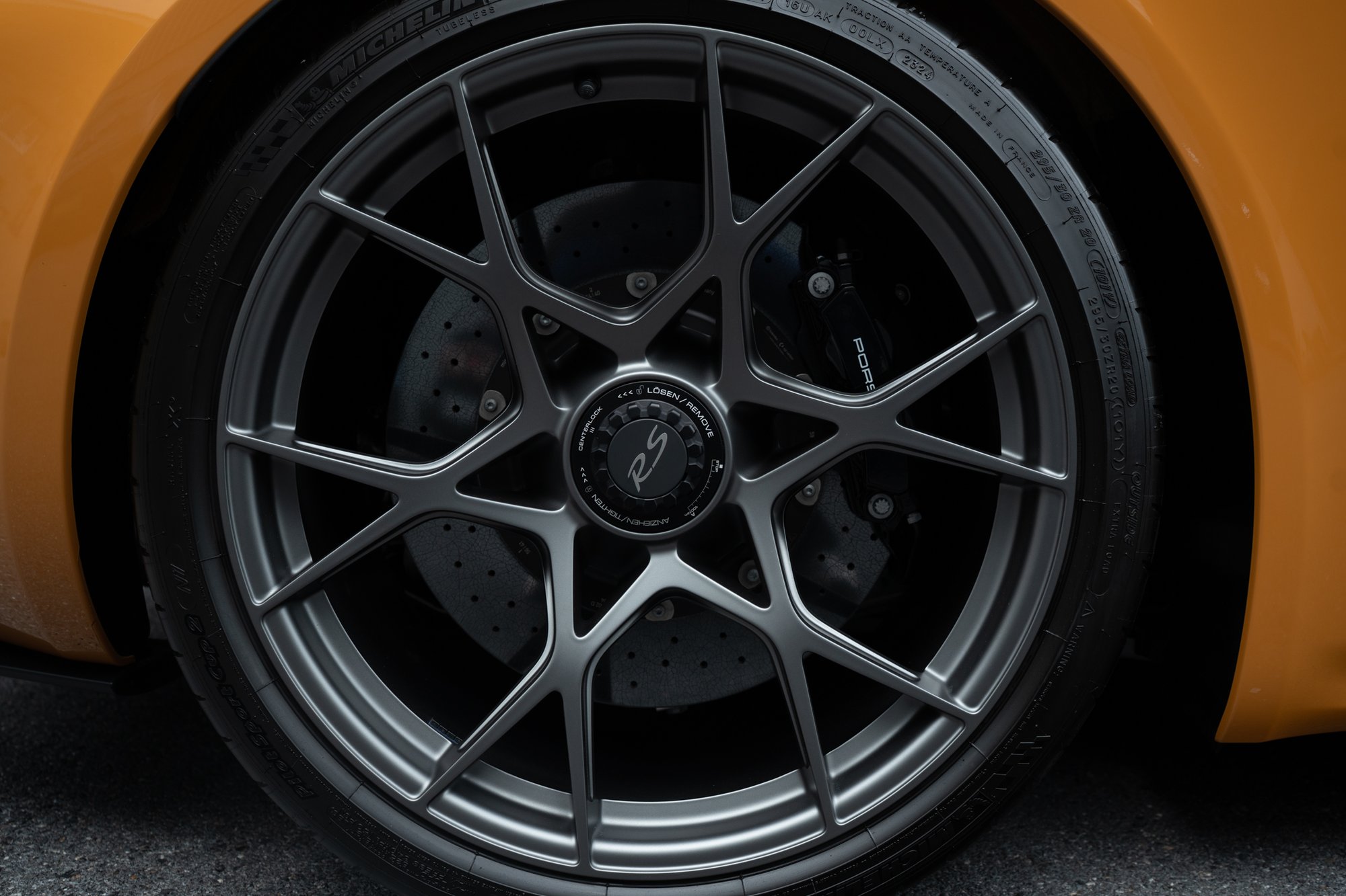 Porsche 718 Cayman GT4 RS
