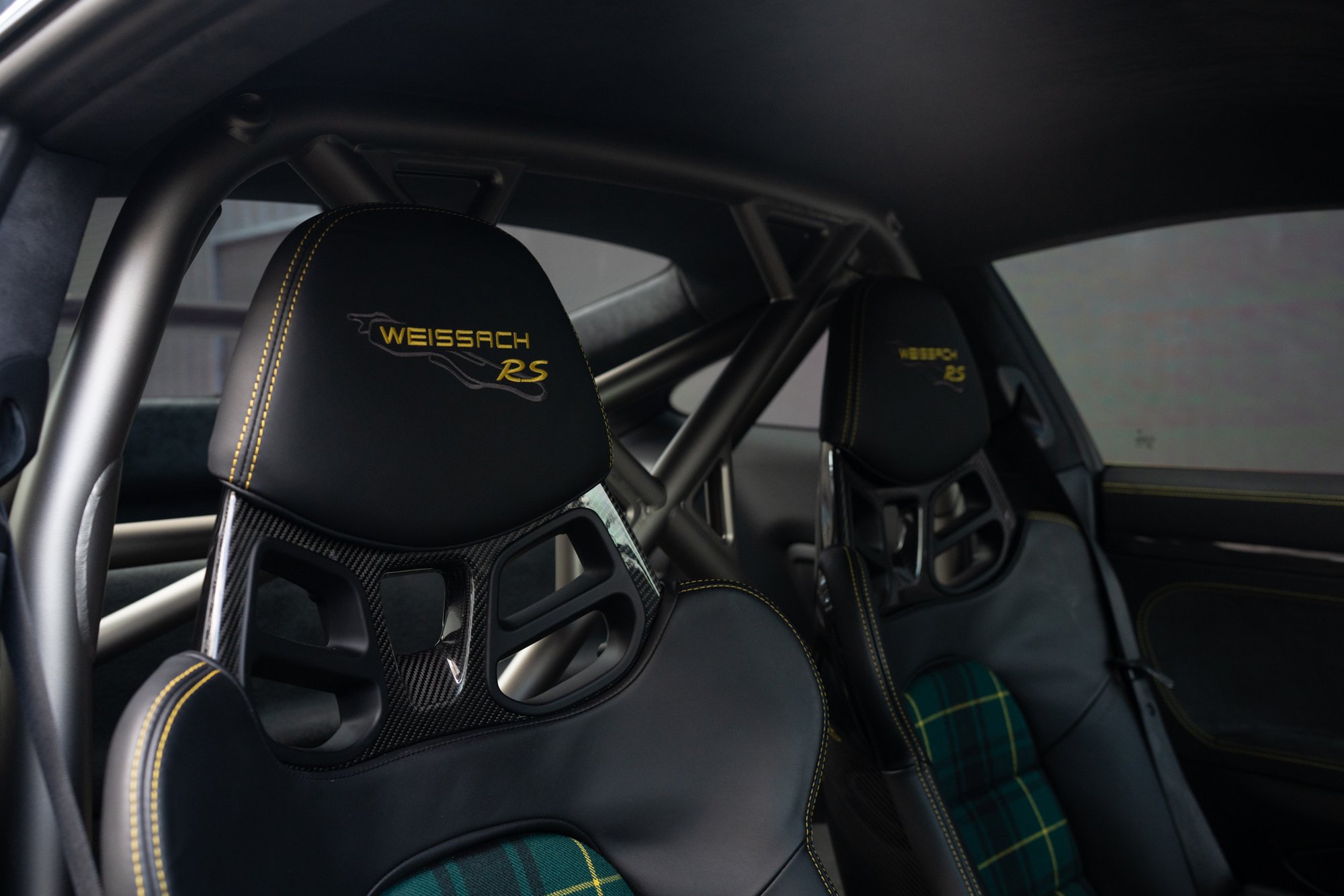 Porsche 911 GT2 RS