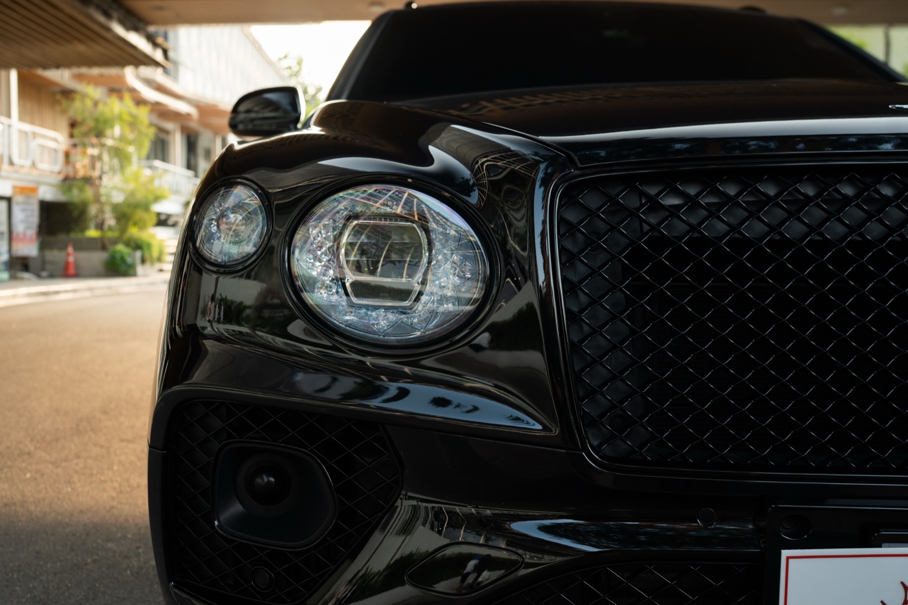 Bentayga headlight