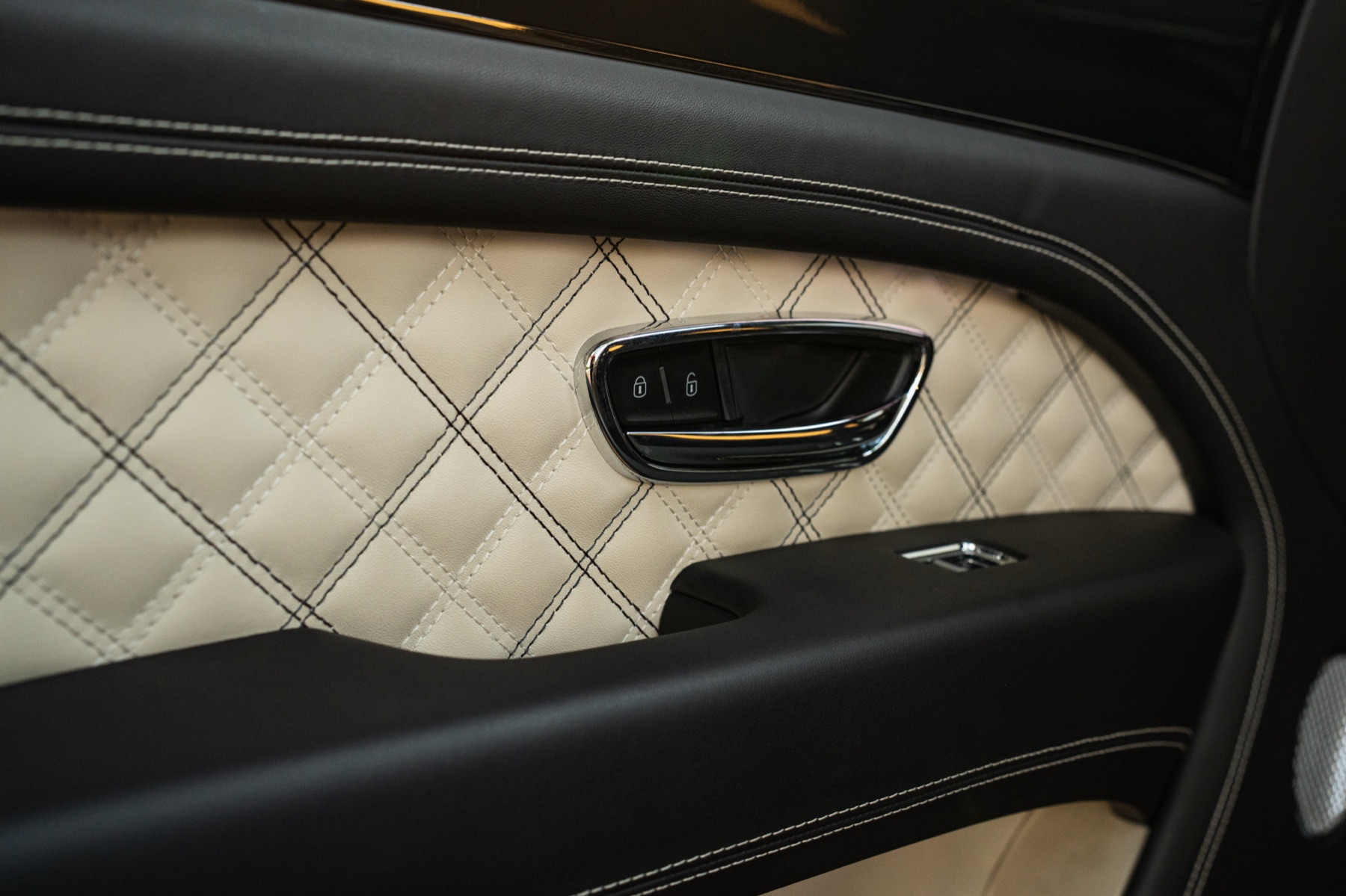 Door panel diamond quilt