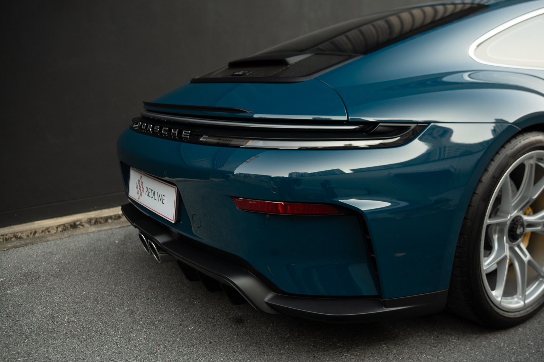 GT3 Touring rear with PORSCHE script