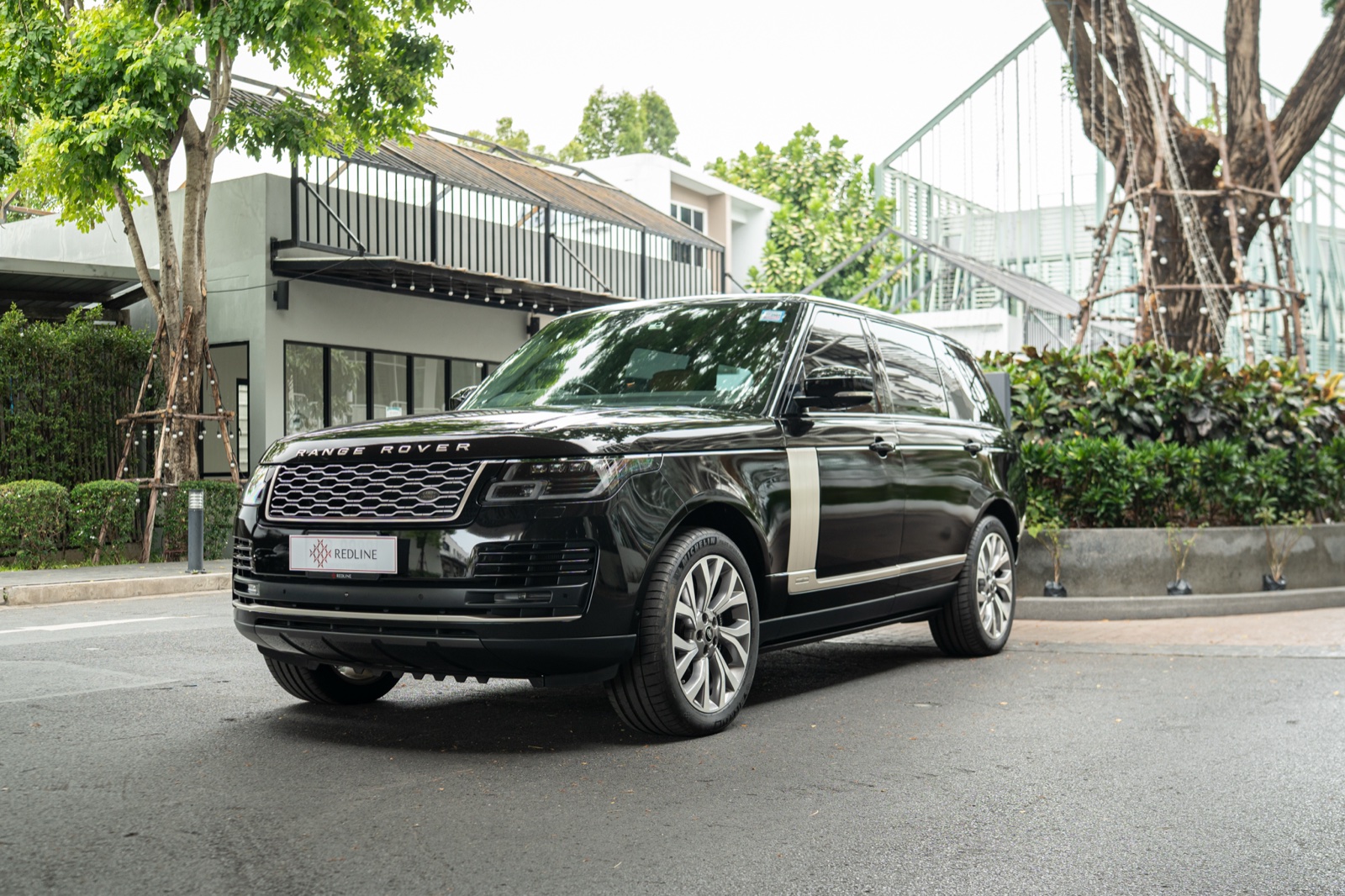 Range Rover Autobiography